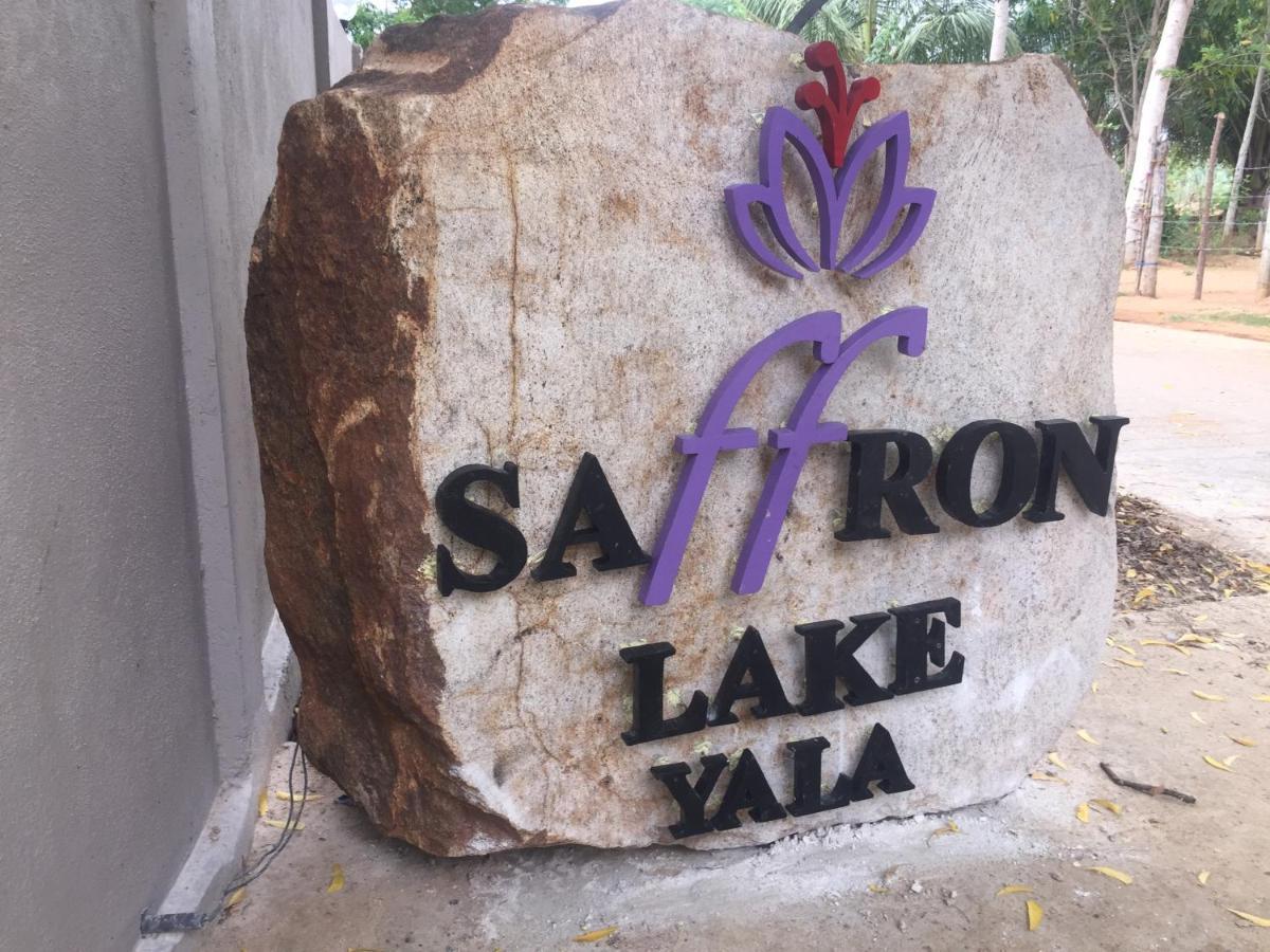 Saffron Lake Yala Tissamaharama Exteriör bild